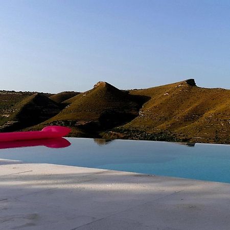 Villa Meriem Noto Exteriör bild