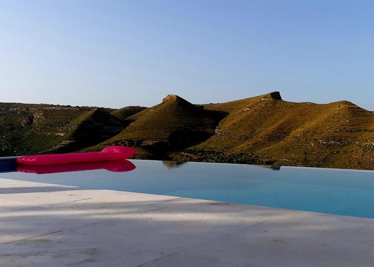 Villa Meriem Noto Exteriör bild